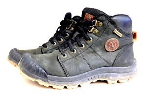 Chaussures de randonnée et de pluie